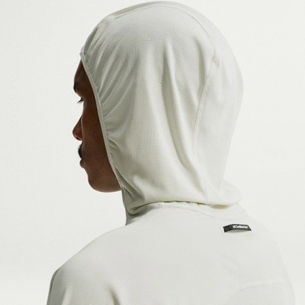 Nike ACG Solar Chase Dri-FIT UV Long-Sleeve Hooded Top - Men's 4