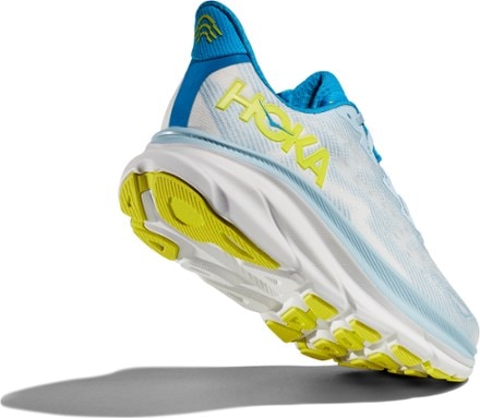 HOKA Clifton 9 Road-Running Shoes - Men's 7