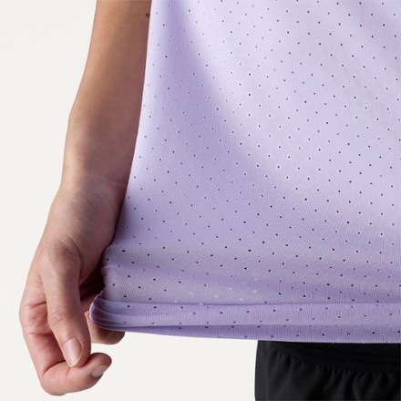rabbit Ice Perf T-Shirt - Women's 5