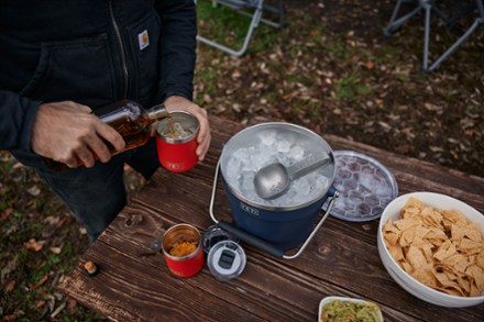 Location Image for Rambler Insulated Beverage Bucket