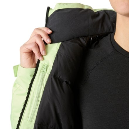 Helly Hansen Kvitfjell Race Puffy Insulated Jacket - Women's 6