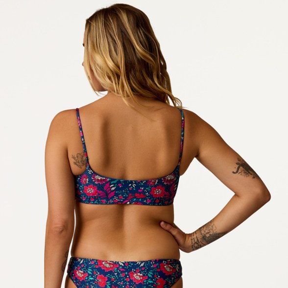 On Body Image of color Isla/Setsail