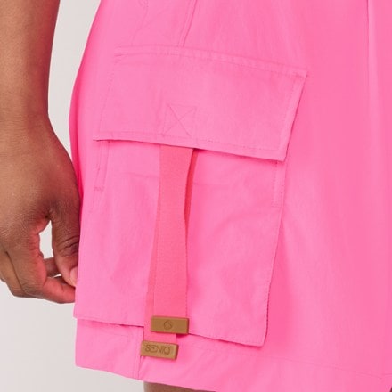 SENIQ Trailmix Cargo Shorts - Women's 8