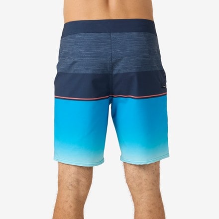O'Neill Hyperfreak Heat Block 19" Board Shorts - Men's 2