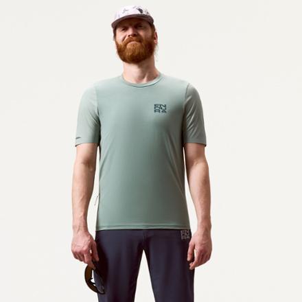 Endura Alltrack Ride Cycling Tech T-Shirt - Men's 1