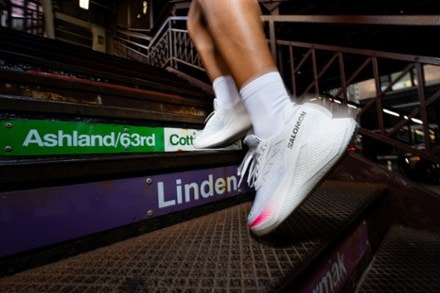 Location Image for Aero Glide 4 Road-Running Shoes - Men's