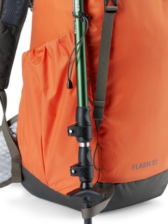REI Co-op Flash 22 Pack 8