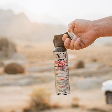 FRONTIERSMAN FRONTIERSMAN MAX 9.2 oz. Bear Spray & Mountain Lion Spray with Belt Holster 6
