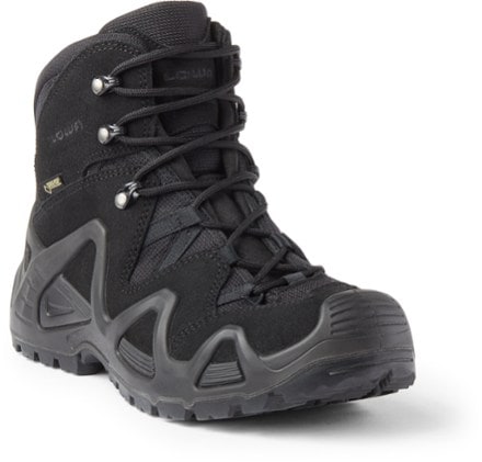 Lowa Zephyr GTX Mid TF Hiking Boots - Men's 3/4 front view (Black)