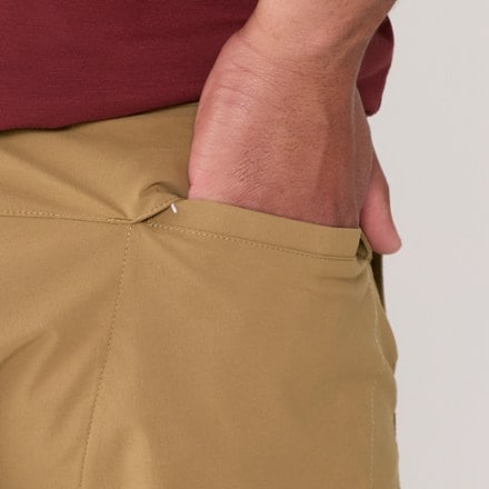 The North Face Basin 7" Shorts - Men's 6