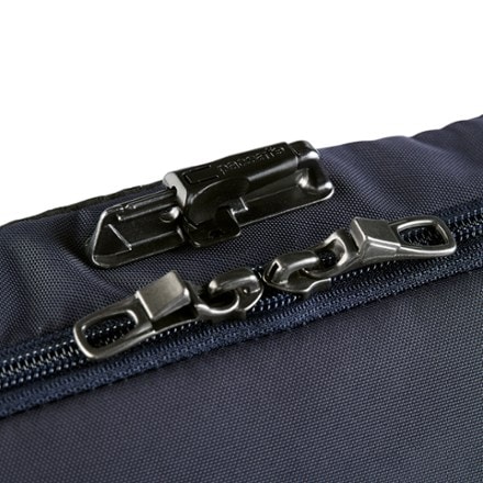 Pacsafe X Urban Sling 9