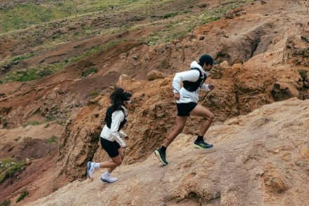 Topo Athletic Vista Trail-Running Shoes - Men's 6