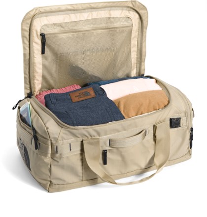 The North Face Base Camp Voyager Duffel Bag - 42 L 3