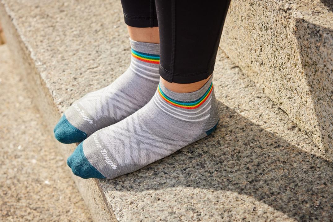 Location Image for Run Quarter Ultra-Lightweight Cushion Socks - Women's