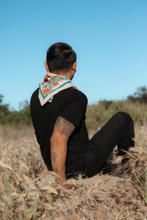 BANDITS Wild Balance Bandana 4