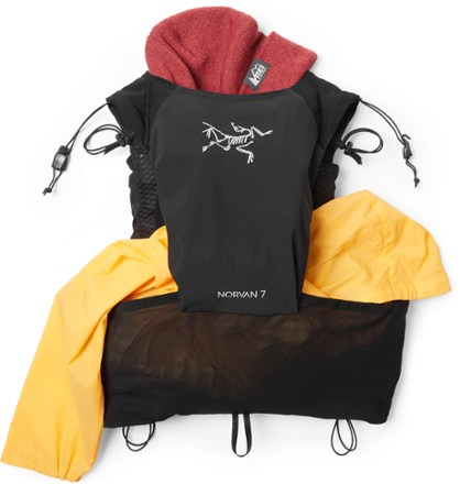 Arc'teryx Norvan 7 Hydration Vest - Men's 4