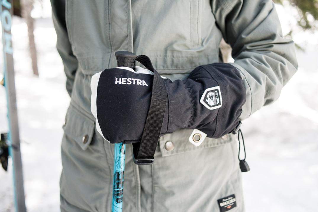 Location Image for Heli Insulated Mittens