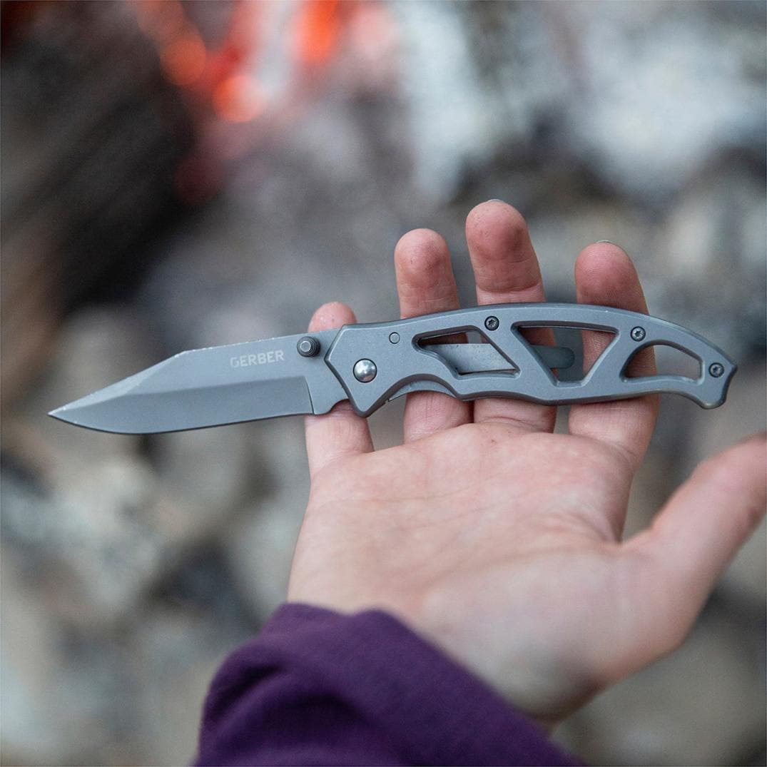 Location Image for Suspension NXT Silver Multi-Tool and Paraframe I Silver Folding Knife