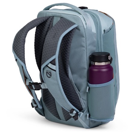 NEMO Vantage 20 L Endless Promise Daypack Water bottle not included