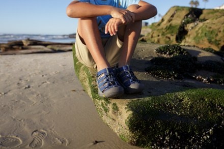 KEEN Newport H2 Sandals - Kids' 9