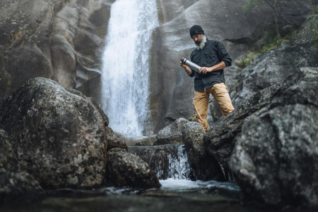 Location Image for GeoPress Ti Water Filter and Purifier Bottle - 24 fl. oz.