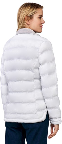 On Body Image of color White/Sliver Chip