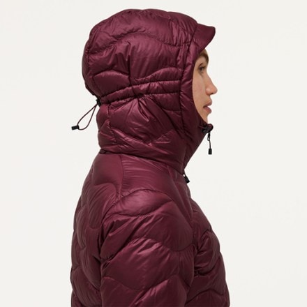 Peak Performance Helium Down Hood Jacket - Women's 6