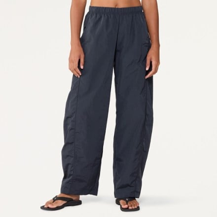 Vuori Retrograde Track Pants - Women's 1