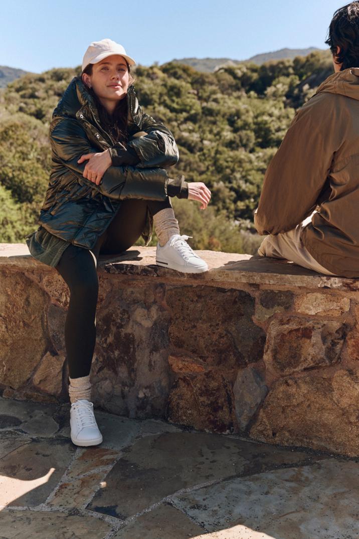 Location Image for Bend Sneakers - Women's