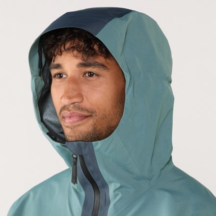 Peak Performance Vertec 3L Jacket - Men's 4