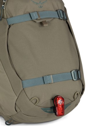 Osprey Metron 22 Roll-Top Pack 9