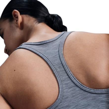 Nike Swoosh Medium Support Bra 7