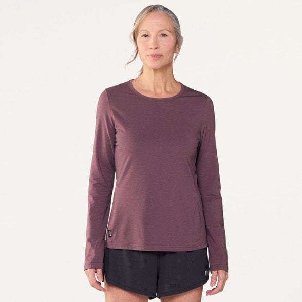 Model info: Height: 5' 9" | Waist: 27" | Wearing size: M