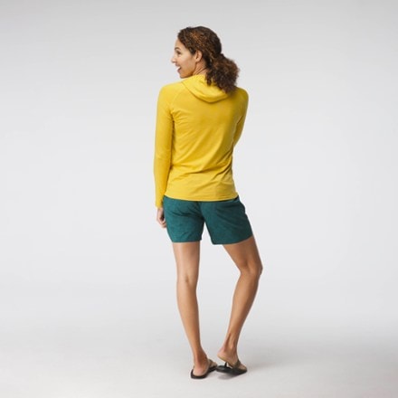 NRS Silkweight Hoodie - Women's 4
