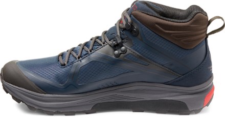 salomon titan snowboard boots