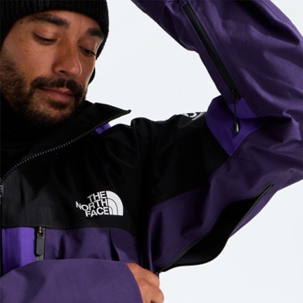 The North Face Summit Verbier GTX Jacket - Men's 5