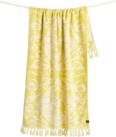 Slowtide Rosie Premium Woven Towel 1
