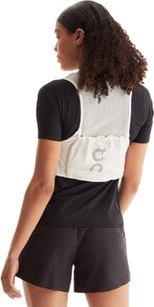 On Ultra Vest 5 L Hydration Vest 1