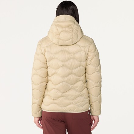 Peak Performance Helium Down Hood Jacket - Women's 4