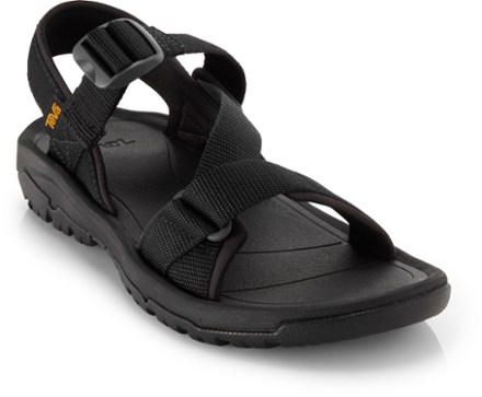 teva with toe strap