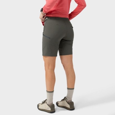 Stio OPR 9" Bike Shorts - Women's 1