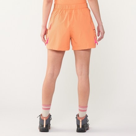 SENIQ Trailmix Shorts - Women's 2