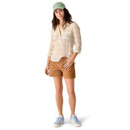 Carve Designs Oahu Butter 4" Shorts - Women's 3