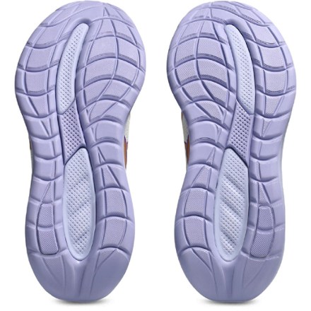 ASICS GEL-Cumulus 28 Road-Running Shoes - Women's 4