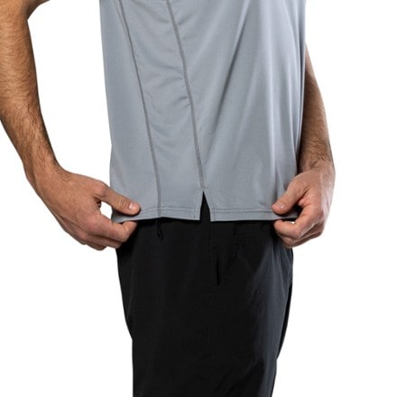 Nathan Sprinter Tank Top - Men's 6