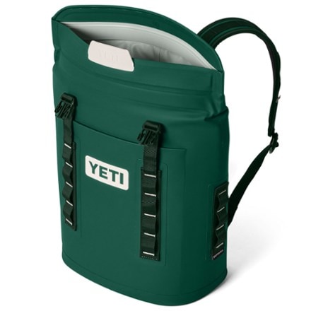 YETI Hopper M12 Backpack Soft Cooler 4