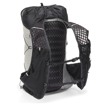 Black Diamond Distance 15 Pack - Men's 1