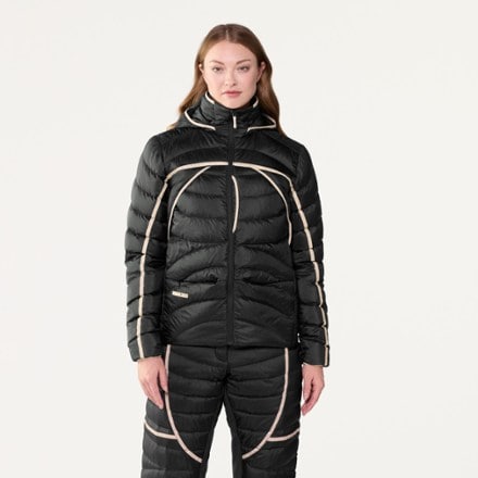 SENIQ Wildpuff Down Hoodie - Women's 2