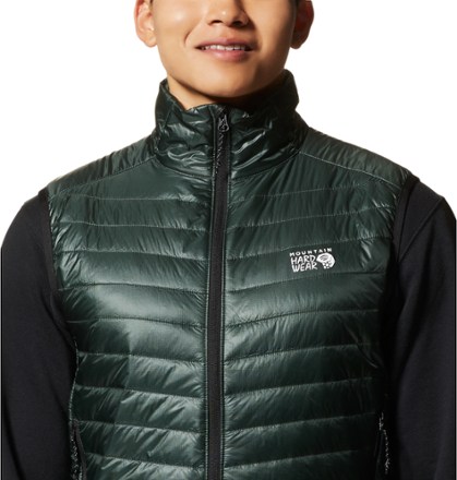 Mountain Hardwear Ghost Shadow Insulated Vest - Men's 4