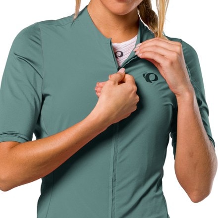PEARL iZUMi Expedition Cycling Jersey - Women's 6